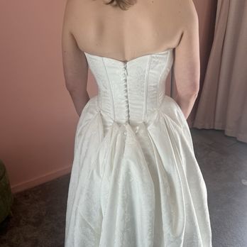 Stacy Princess Bridal - Wedding dress - bustle alternative design - Bridal Near Me - Los Angeles, California Stacy Princess Bridal - Wedding dress - bustle alternative design - Bridal Near Me - Los Angeles, California
