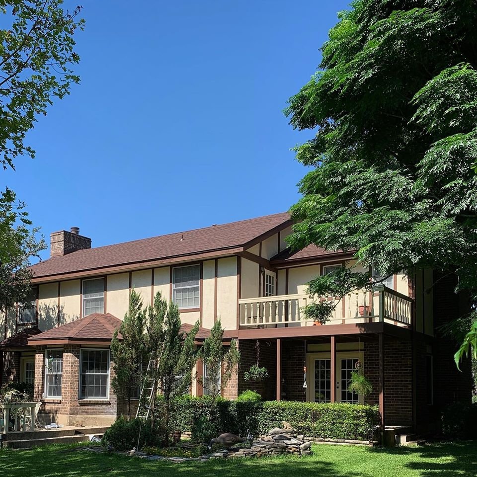 Slide of Roland's Roofing