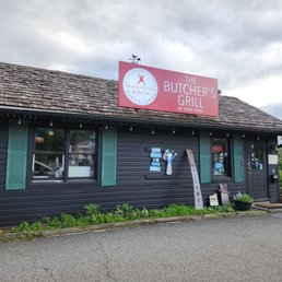 The Butchers Grill with outdoor seating and i door space as well.... The Butchers Grill with outdoor seating and i door space as well....