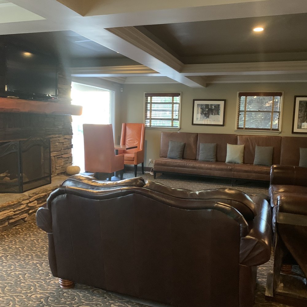 Mammoth Creek Inn - Ski Resorts Near Me - Mammoth Lakes, California Mammoth Creek Inn - Ski Resorts Near Me - Mammoth Lakes, California