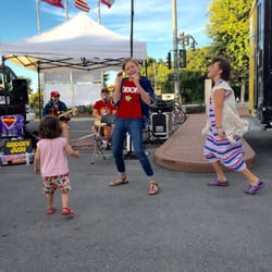 Off the Grid: Palo Alto - Its a joy to watch the children sing and dance freely with such happiness