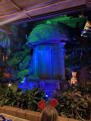 Walt Disney's Enchanted Tiki Room by null