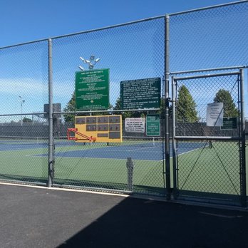Fremont High School Tennis Courts - entrance chained closed with clock board for all 7 courts. - Tennis Near Me - Sunnyvale, California Fremont High School Tennis Courts - entrance chained closed with clock board for all 7 courts. - Tennis Near Me - Sunnyvale, California