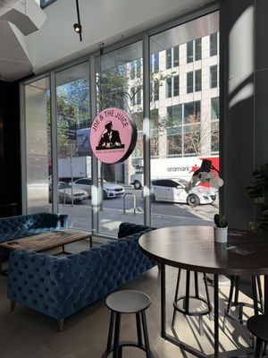 JOE & THE JUICE by null