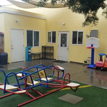 Rising Sun Montessori Preschool - Play Area - Preschools Near Me - Berkeley, California Rising Sun Montessori Preschool - Play Area - Preschools Near Me - Berkeley, California
