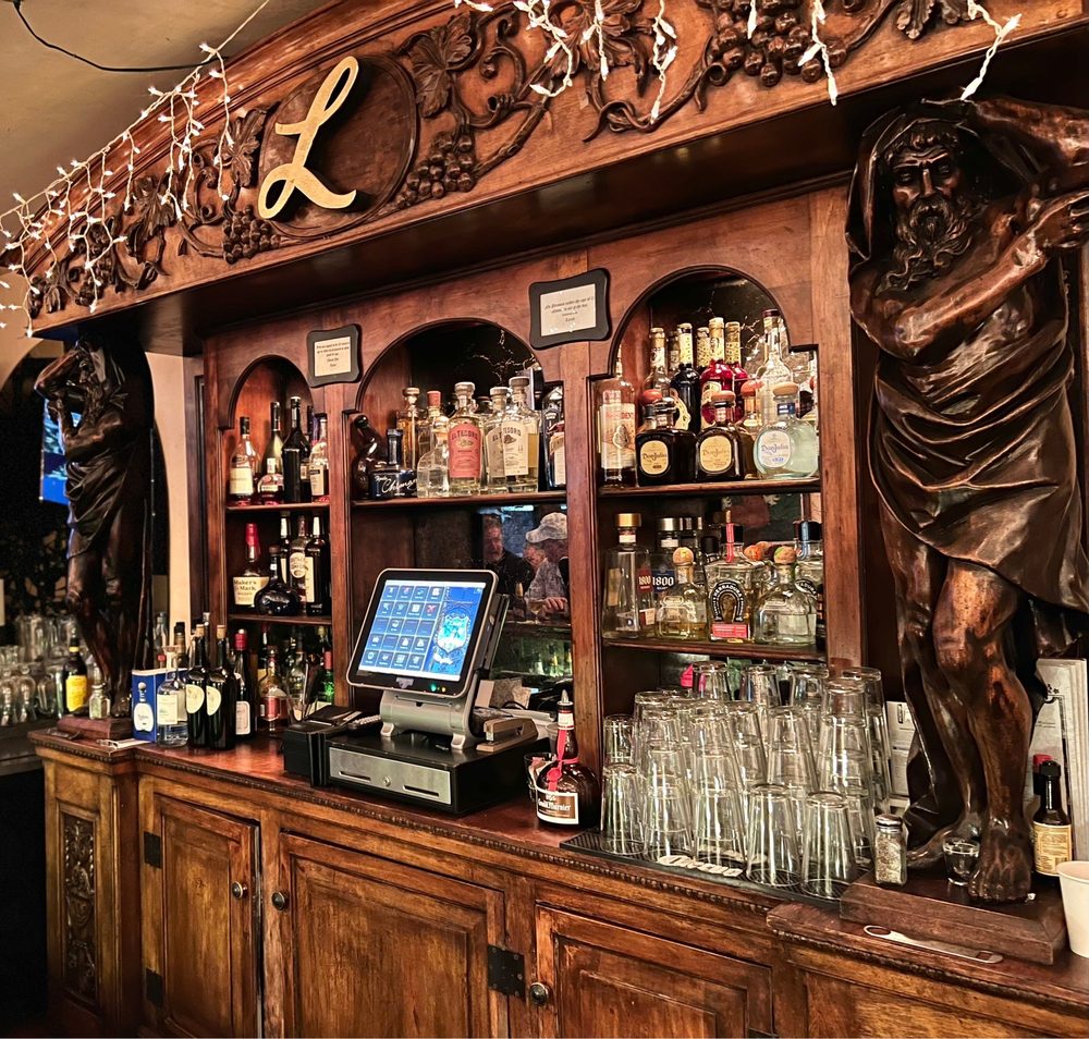 Lares Restaurant