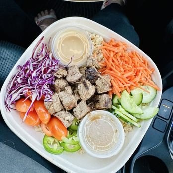 Tossd - Chef Alex Blosil Thai Beef Bowl - Salad Near Me - Pleasant Grove, Utah Tossd - Chef Alex Blosil Thai Beef Bowl - Salad Near Me - Pleasant Grove, Utah