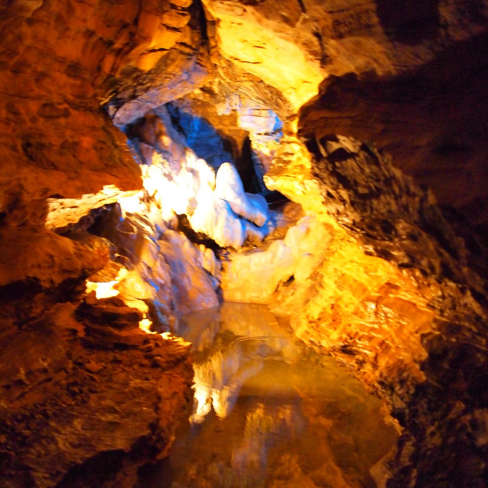 Mark Twain Cave - Landmarks & Historical Buildings Near Me - Hannibal, Missouri Mark Twain Cave - Landmarks & Historical Buildings Near Me - Hannibal, Missouri