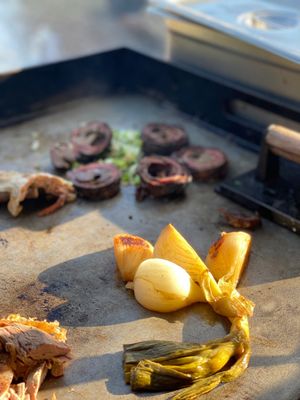 Tacos de Cabrito y Machito El Lagunero by null