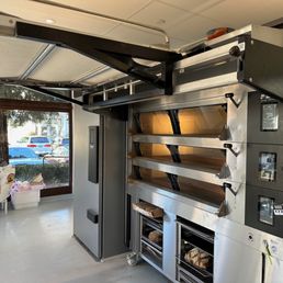 「PÂTISSIER tradition et innovation」 Our stores – Yann Couvreur US