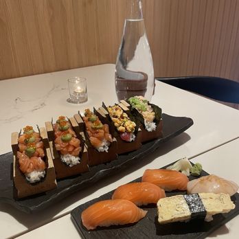 Itoko - salmon, tuna, & scallop handrolls + salmon & tamago nigiri - Japanese Near Me - Chicago, Illinois