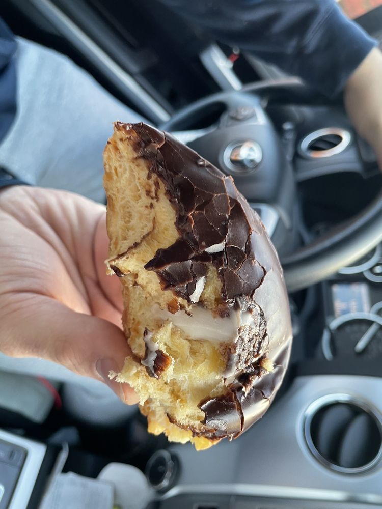 Danville Donuts Logo