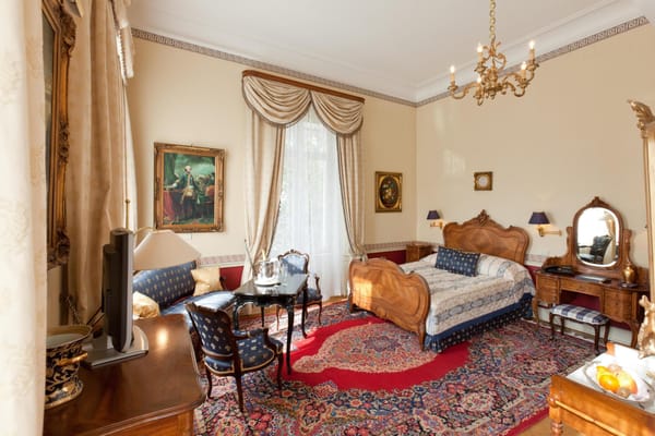 Hotel "Belle Epoque" by null