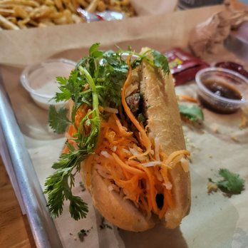 Nguyen's Kitchen - Vietnamese Near Me - South Gate, California