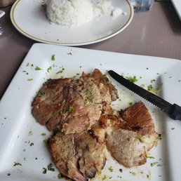 Lechón asado Lechón asado