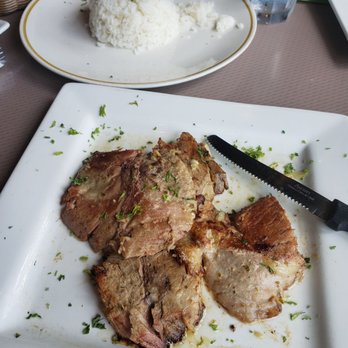 El Tropico Restaurant - Lechón asado - Latin American Near Me - Doral, Florida El Tropico Restaurant - Lechón asado - Latin American Near Me - Doral, Florida