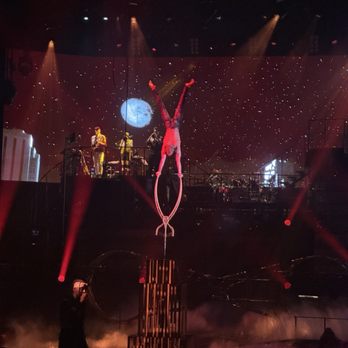 Mad Apple by Cirque du Soleil - Performing Arts Near Me - Las Vegas, Nevada