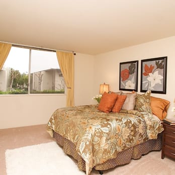 Crestview Apartments - Apartments Near Me - Belmont, California Crestview Apartments - Apartments Near Me - Belmont, California