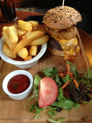 Atholl Arms Hotel by null