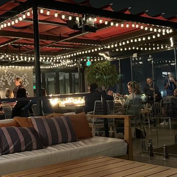 Topsail - Fire lit patio - American Near Me - San Diego, California Topsail - Fire lit patio - American Near Me - San Diego, California