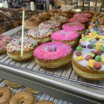 Halo Donuts - Donuts Near Me - Apple Valley, California