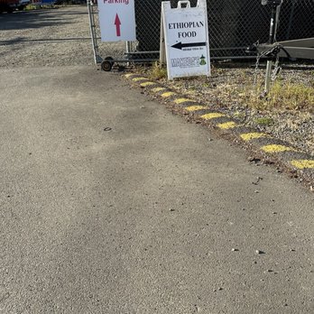 Makeda's Cuisine - Food Trucks Near Me - Eugene, Oregon