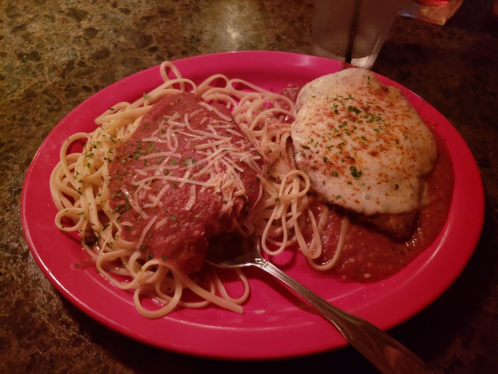 CHOPS GRILLE & TAP HOUSE CLOSED Updated August 2024 36 Photos