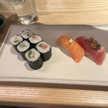 Sushi-San Lincoln Park - Nigiri - Bars Near Me - Chicago, Illinois