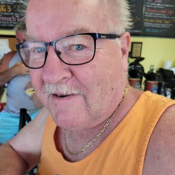 Beach Bagels - My "Hot Hunny" - Breakfast & Brunch Near Me - Old Orchard Beach, Maine