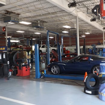 Glenway Auto Center - Interior of Service Department - Auto Repair Near Me - Cincinnati, Ohio