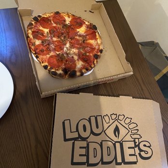 LouEddie's Pizza - Pizza Near Me - Skyforest, California