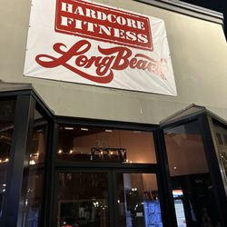 Hardcore Fitness Long Beach - Worse place ever! They will tow your car!!