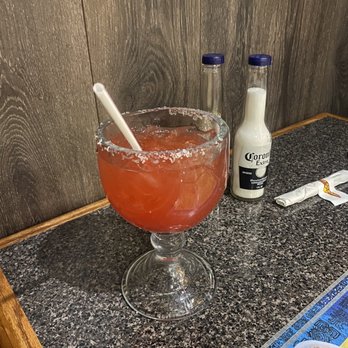 El Arriero - Strawberry margarita - Mexican Near Me - Grand Rapids, Michigan El Arriero - Strawberry margarita - Mexican Near Me - Grand Rapids, Michigan