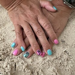 Luxury Nail and Spa - Vacation beach design