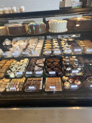 Henri's Bakery & Deli by null
