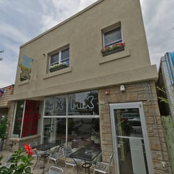 Mix Lounge & Food Bar