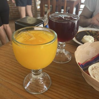 Los Traviesos - Jugo de Mango - Mexican Near Me - Mazunte, OAX