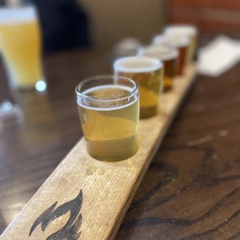Smoke Brewing Company - a flight of beers - Bars Near Me - Lee's Summit, Missouri Smoke Brewing Company - a flight of beers - Bars Near Me - Lee's Summit, Missouri