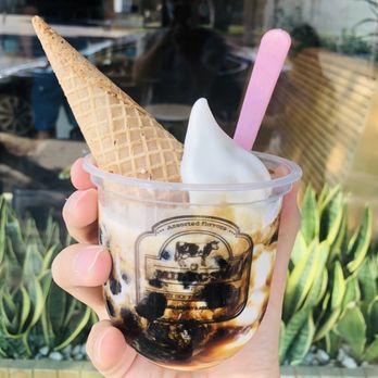 Sweet Cow Cafe - Dirty boba soft serve. So good! - Ice Cream & Frozen Yogurt Near Me - Pasadena, California