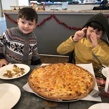The Pizza Grove - Chicken tikka masala pizza - Pizza Near Me - Groveland, Massachusetts