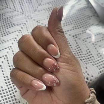 Sunflower Nails - Nail Salons Near Me - Auburn, Washington