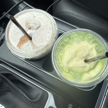 Da Vien Coffee - Banana Matcha and regular coffee with foam - Desserts Near Me - Westminster, California Da Vien Coffee - Banana Matcha and regular coffee with foam - Desserts Near Me - Westminster, California