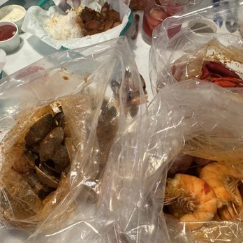 The Boiling Crab - Cajun/Creole Near Me - Burbank, California