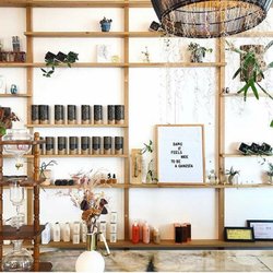 DNA Lab - Charleston - beautiful decor