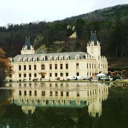 Schloss Hernstein
