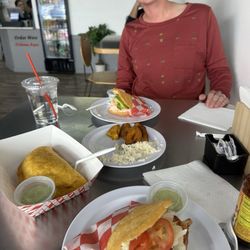 El Arepaso Venezuelan Cafe - Arepa Pabellon