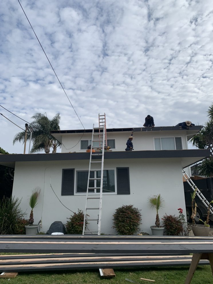 Slide of Baynes Roofing