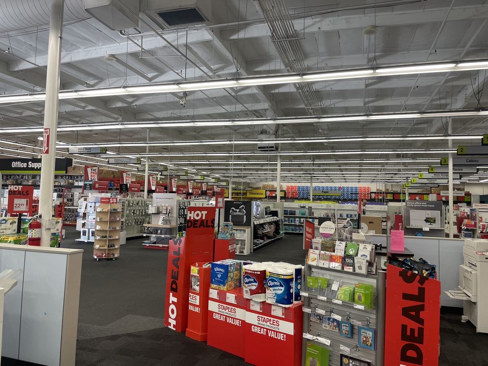 STAPLES Updated August 2024 31 Photos & 84 Reviews 300 S Mountain