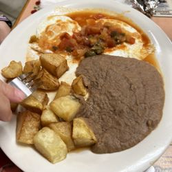 Normas Cafe - Huevos Rancheros