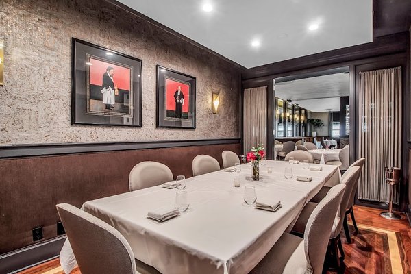 Oliver's Restaurant by null